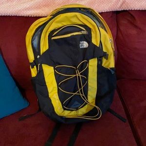 North face backpack slightly used, can be washed.